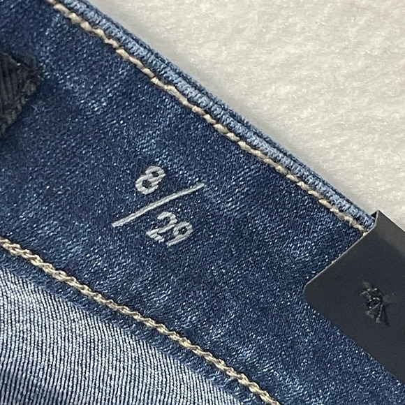 Liverpool Gia Glider Cruiser Jean Shorts Size 29/8 Highland Park Wash LM9137F86 - Picture 9 of 11